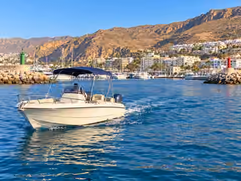 Illustrative image of a boat navigating near Aguadulce
